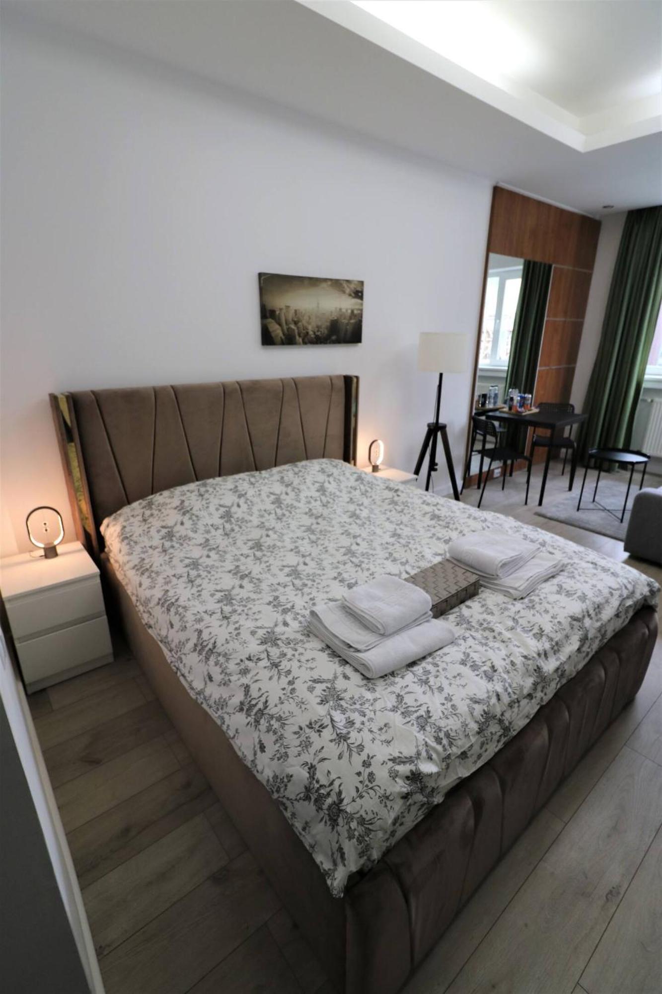 Charming City Center Apartment - Free Minibar Bucarest Exterior foto